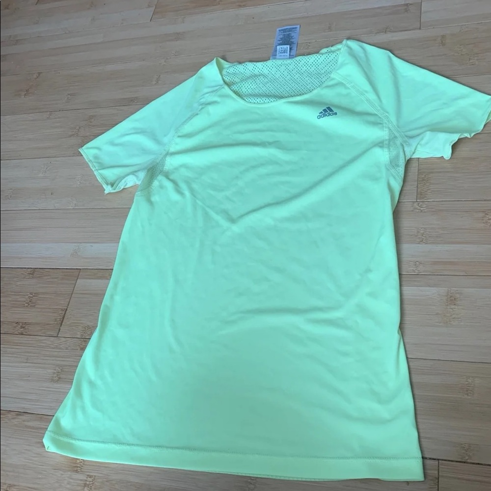 Adidas shirt XS